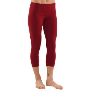 LULULEMON Red Wunder Under Crop III Reversible Yoga Leggings size 8
